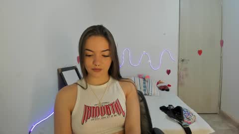Snapshot of mariangel_3 chatting on March 12, 10:39 pm Mariangel online show from March 12, 10:39 pm