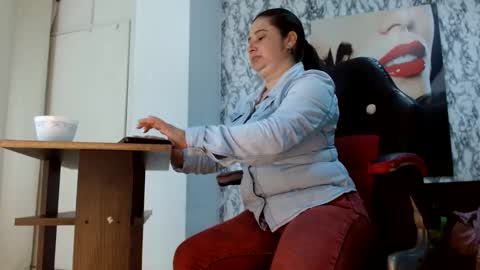 Mariani online show from December 2, 12:07 pm