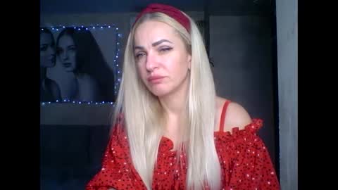 Snapshot of marianna1977 chatting on February 17, 12:10 am marianna1977 online show from February 17, 12:10 am
