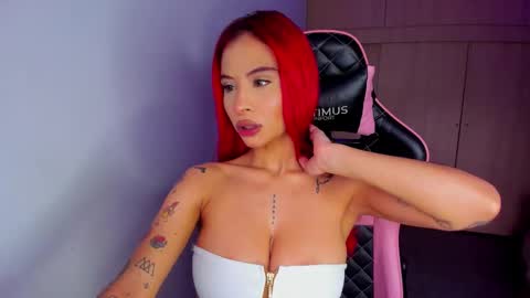 M A R I A N E online show from November 19, 6:08 pm