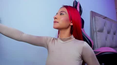 M A R I A N E online show from November 9, 11:17 am