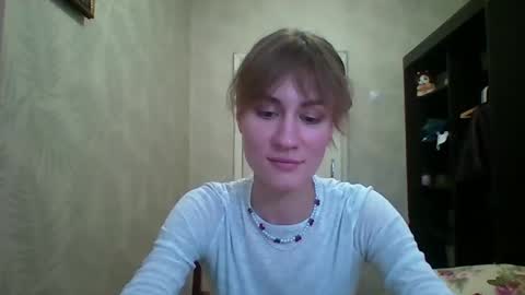 Elianor online show from April 2, 2:47 pm