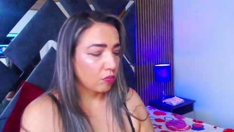 Snapshot of marie_hss chatting on February 6, 8:45 pm marie_hss online show from February 6, 8:45 pm