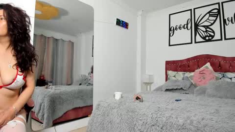 marie online show from March 12, 12:15 pm