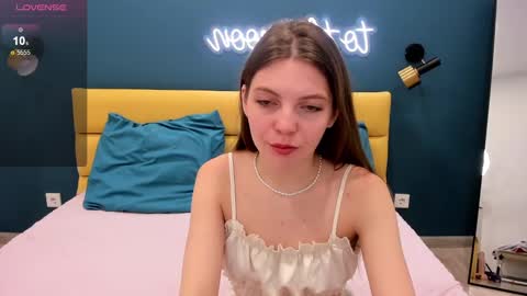 Snapshot of marie_reyes_ chatting on January 28, 1:50 am Mary 3 online show from January 28, 1:50 am