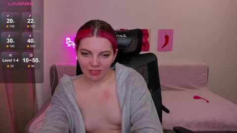 Marie 3 online show from May 13, 5:35 am