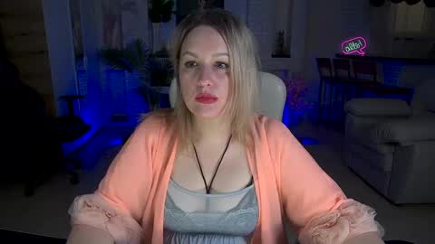 Snapshot of mariemlui chatting on October 19, 11:12 am mariemlui online show from October 19, 11:12 am