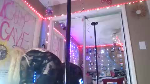 marilyn1620 online show from May 3, 4:38 am