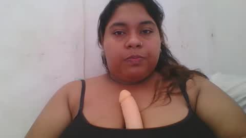 marilyn_porto online show from April 11, 7:50 pm