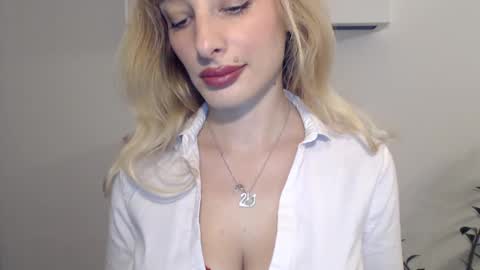 MarilynDevilish online show from January 6, 3:40 pm