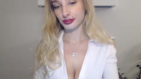 MarilynDevilish online show from January 2, 9:18 pm