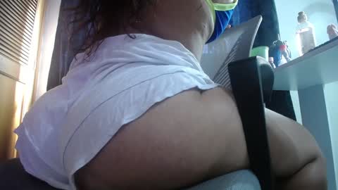 marilynetthan online show from December 7, 1:18 pm