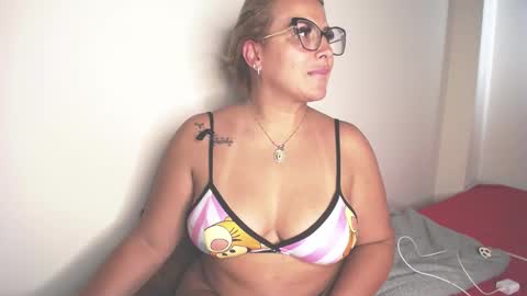 Marilyn Leon online show from October 30, 3:46 pm