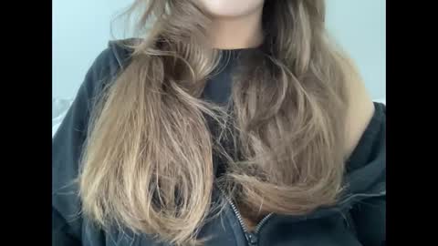 Snapshot of marinalovenow chatting on September 17, 9:40 am Marina online show from September 17, 9:40 am