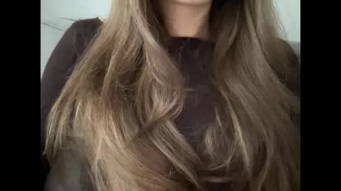 Snapshot of marinalovenow chatting on March 1, 8:23 am Marina online show from March 1, 8:23 am
