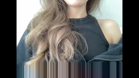 Snapshot of marinalovenow chatting on September 18, 10:36 am Marina online show from September 18, 10:36 am