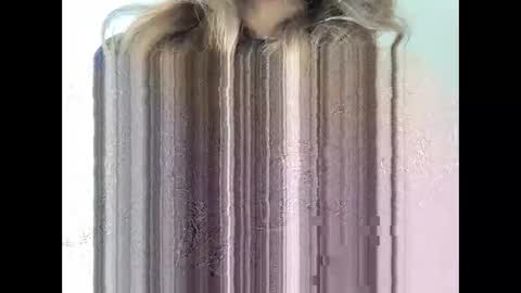 Snapshot of marinalovenow chatting on September 24, 8:35 am Marina online show from September 24, 8:35 am