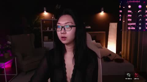 Snapshot of marine_vact chatting on October 10, 2:11 pm Marine  online show from October 10, 2:11 pm