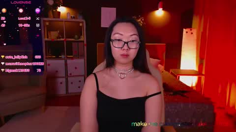 Snapshot of marine_vact chatting on February 22, 3:34 am Marine  online show from February 22, 3:34 am