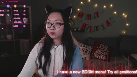 Snapshot of marine_vact chatting on January 4, 12:27 pm Marine  online show from January 4, 12:27 pm