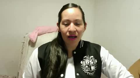 Snapshot of mariposahot33 chatting on September 25, 5:44 pm MARIPOSAhot33 online show from September 25, 5:44 pm