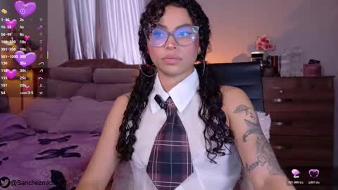 Snapshot of marivimichel03 chatting on October 18, 9:38 pm online show from October 18, 9:38 pm
