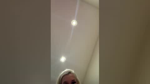 Barbiixo online show from May 14, 11:54 pm