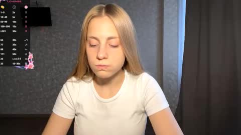 Olivia online show from October 1, 2:22 pm