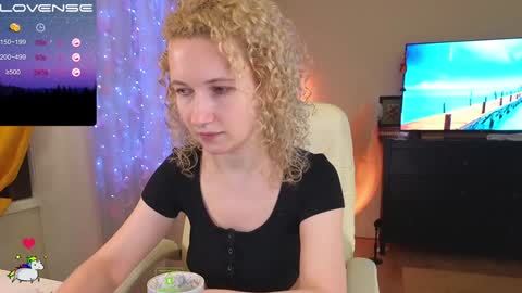 Snapshot of marmeladka777 chatting on January 15, 7:23 pm Alena online show from January 15, 7:23 pm