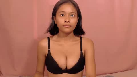 Snapshot of marrymebabexx_ chatting on September 24, 1:48 am marrymebabexx_ online show from September 24, 1:48 am