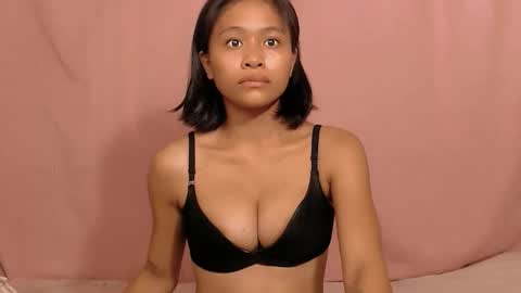 Snapshot of marrymebabexx_ chatting on October 8, 7:13 am marrymebabexx_ online show from October 8, 7:13 am