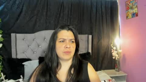 Snapshot of martina_foxy_ chatting on March 2, 12:36 pm MARTINA online show from March 2, 12:36 pm