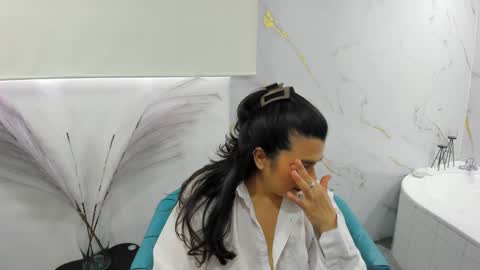 Snapshot of martina_foxy_ chatting on January 29, 10:22 pm MARTINA online show from January 29, 10:22 pm