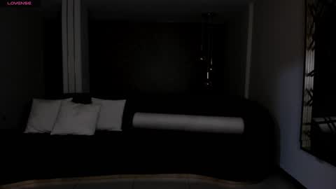 Martinna Bonnet online show from December 19, 10:34 am