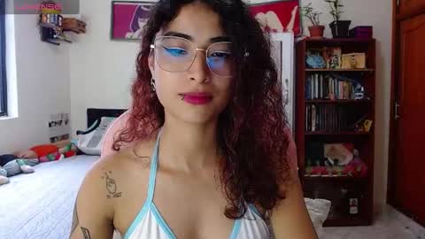 Snapshot of mary_jane1_ chatting on February 26, 10:11 pm mary online show from February 26, 10:11 pm