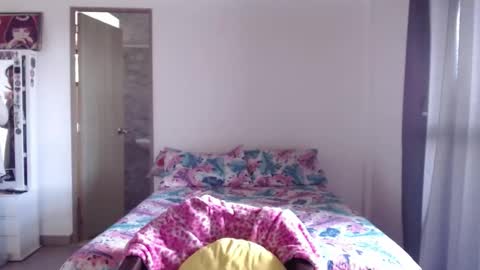 Snapshot of mary_jane1_ chatting on September 21, 2:27 pm mary online show from September 21, 2:27 pm