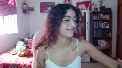 Snapshot of mary_jane1_ chatting on March 6, 1:35 pm mary online show from March 6, 1:35 pm