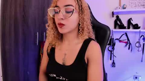 Mary Jane  online show from March 12, 1:03 am