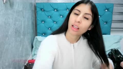  Mary Moon  online show from January 21, 11:03 am