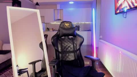 Snapshot of mary_sweet_hart chatting on February 18, 7:32 pm Mary OnlyFans  online show from February 18, 7:32 pm