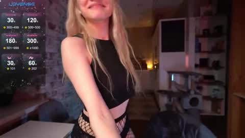 Jane online show from November 22, 8:28 am