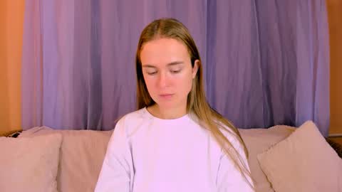 Mari online show from November 27, 8:06 am