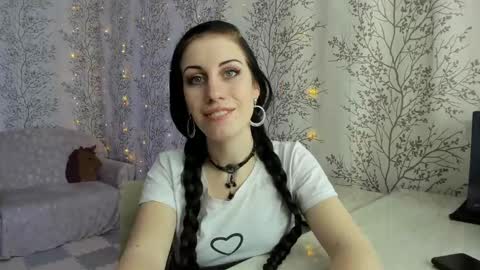 Mary Lou online show from March 5, 5:50 am