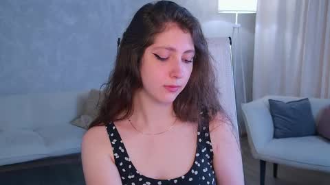 Mary Miller online show from May 27, 6:43 am