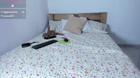 Mary  online show from February 25, 11:25 pm