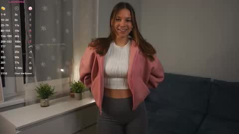 Sunny online show from December 4, 6:08 pm