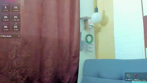 Snapshot of maskedgirl01 chatting on September 20, 9:35 pm Scarlet online show from September 20, 9:35 pm