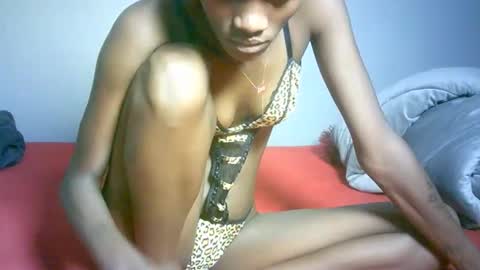 maskgang001 online show from February 11, 2:47 am