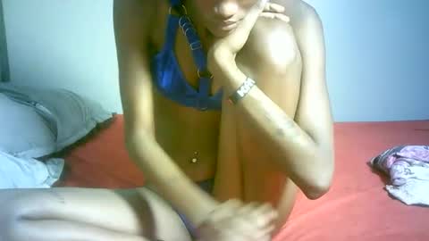 maskgang001 online show from April 28, 6:28 am