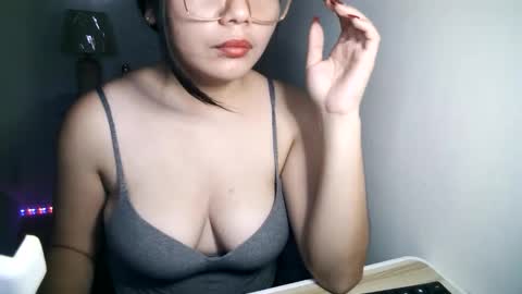 masquerade girl4 online show from September 24, 4:06 pm